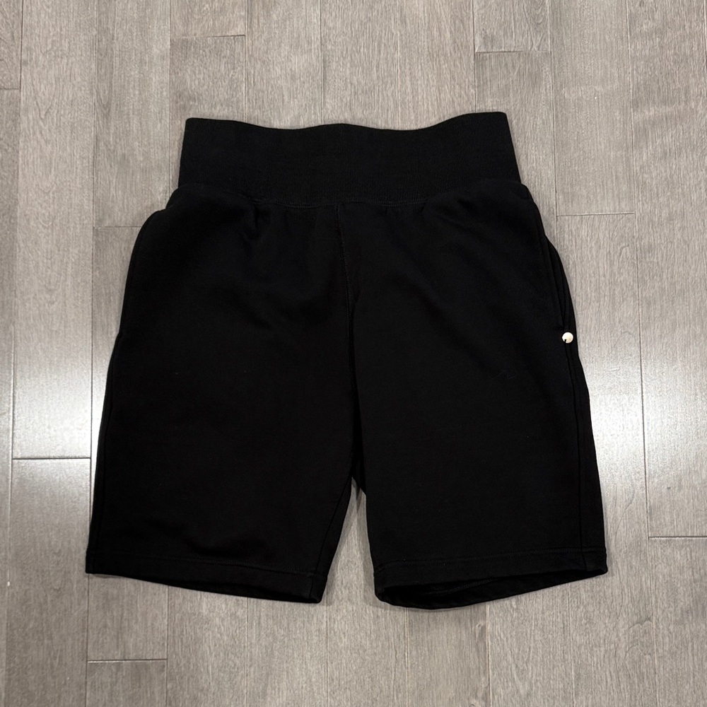 Supesu Women’s Long Cubby Shorts- high waisted fleece lined shorts